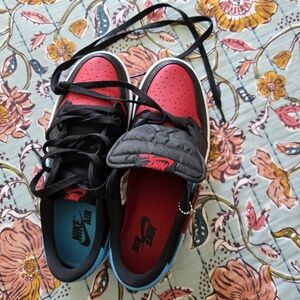 Nike Red and Black Women's Sneakers